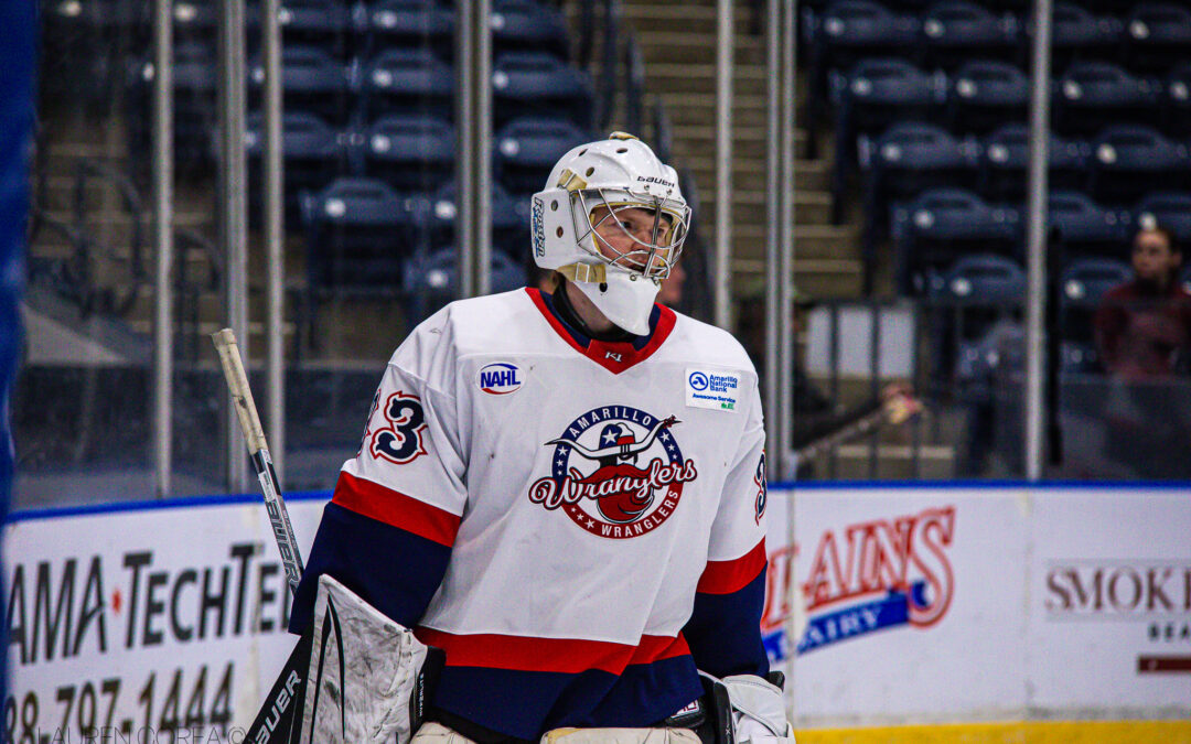 Peterson Earns First NAHL Win in 4-1 Victory over Colorado